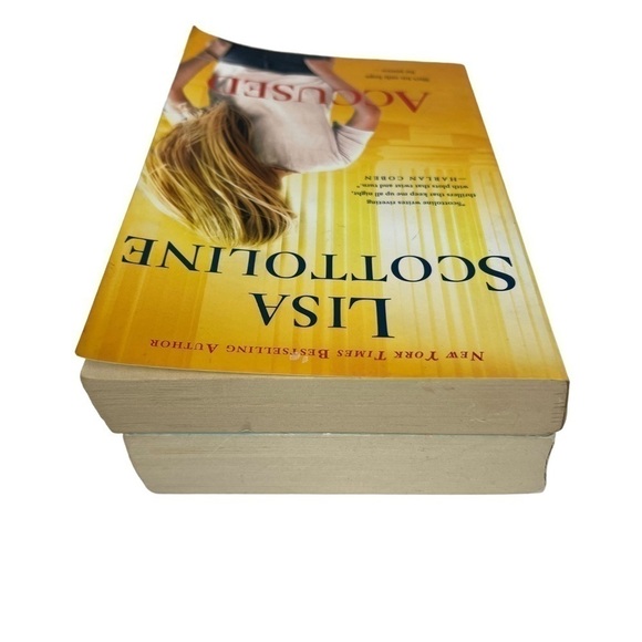 LISA SCOTTOLINE Books/Novels Bundle of 2 Fiction Trade Paperbacks Thriller - Picture 6 of 8